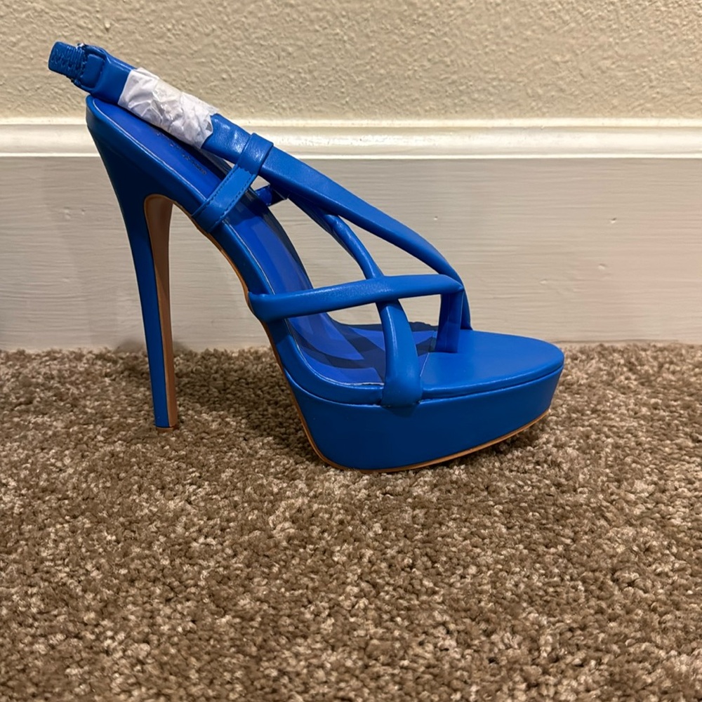 PYT wide platform heel size 8